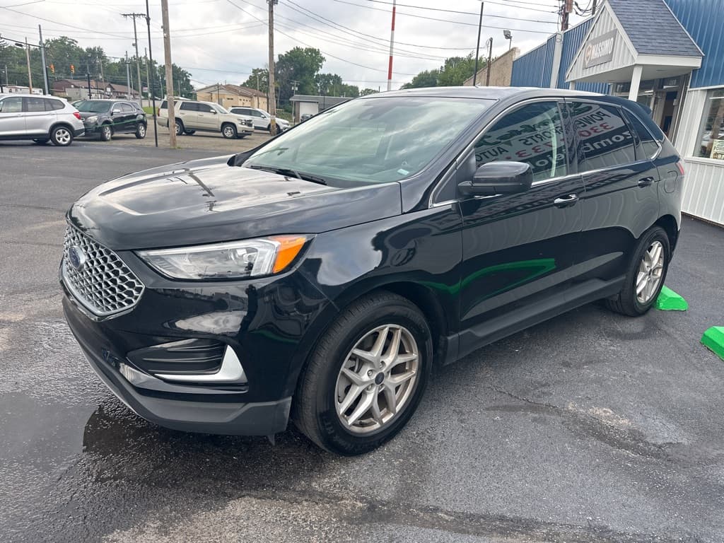 2024 Ford Edge SEL - Image 3